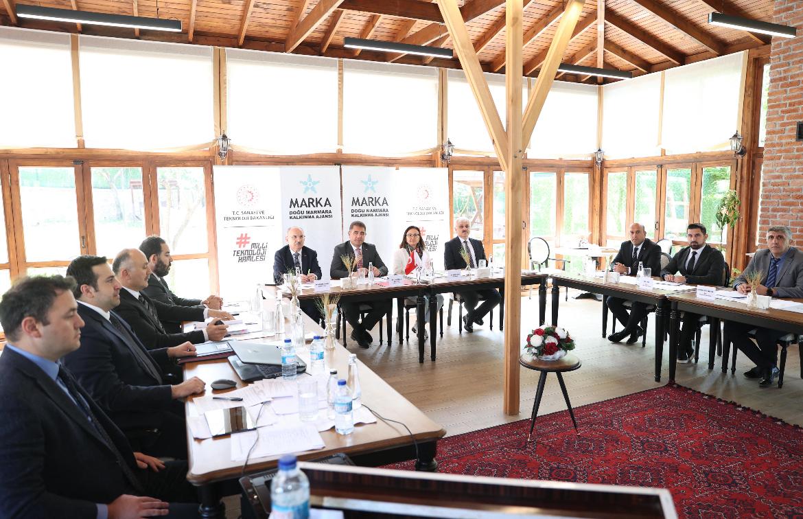 Valimiz Dr. Hülya Kaya Doğu Marmara Kalkınma Ajansı Olağan Yönetim Kurulu Toplantısına Katıldı
