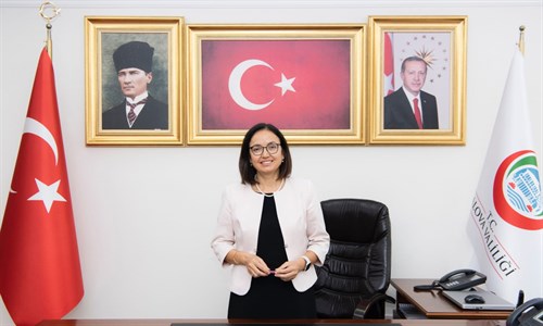 VALİ DR. HÜLYA KAYA’NIN 24 KASIM ÖĞRETMENLER GÜNÜ MESAJI