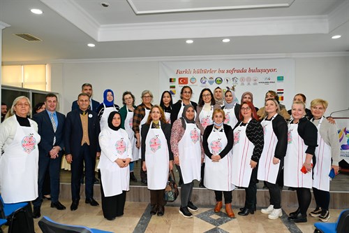 Valimiz Dr. Hülya Kaya, ''Farklı Kültürler Bu Sofrada Buluşuyor'' Etkinliğine Katıldı